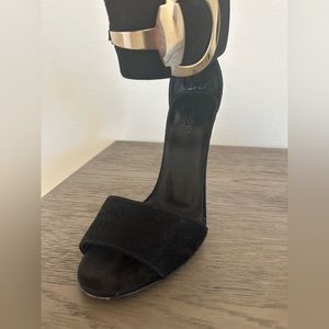 Gucci suede heels with gold trims size 37.5 very light wear